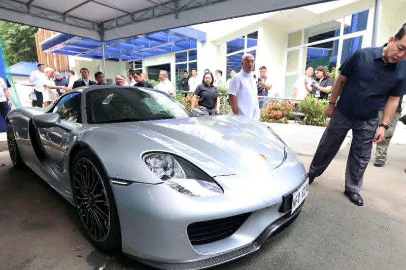 Porsche ni Derek Ramsay isusubasta - BOC