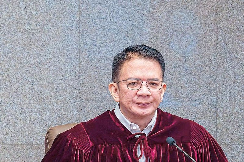 Chiz sets P30,000 fine for sub judice violations