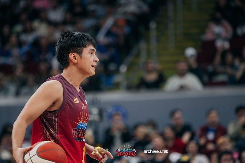 JM Ibarra plays through ankle injury at Star Magic games