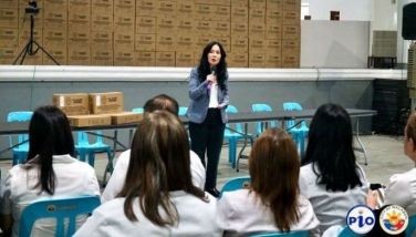 3,000 Malabon public school teachers get laptops