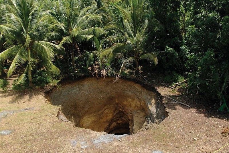 Sinkhole sa Bogo, gideklarar nga high-risk hazard