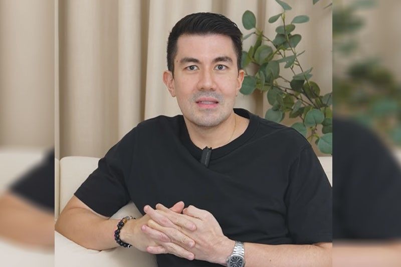 Luis, tinantanan na ang pag-follow sa mga naka-bikini!