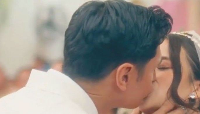 Rhen, minukbang ni Joseph