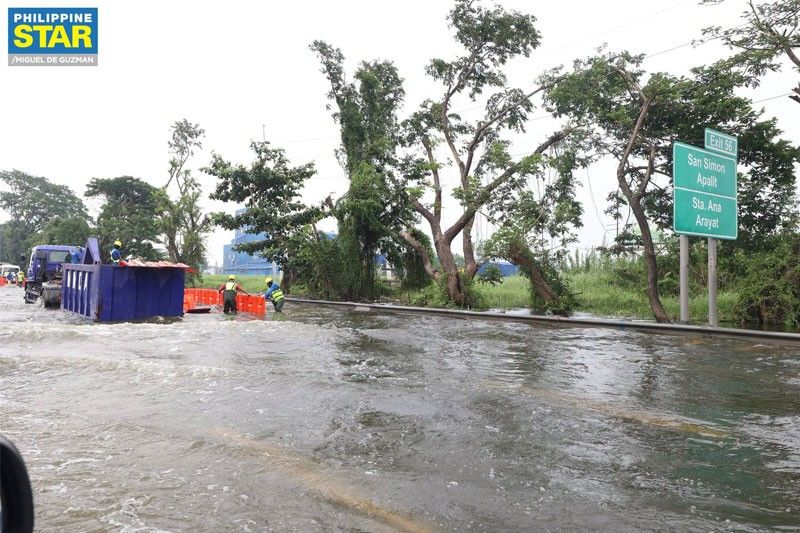 Trapik sa NLEX inabot ng 7-km