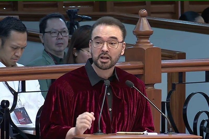Cayetano kay Lacson: ‘Ilabas ebidensya sa nasayang na Lakeshore funds’