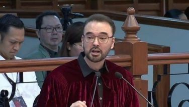 Cayetano kay Lacson: &lsquo;Ilabas ebidensya sa nasayang na Lakeshore funds&rsquo;