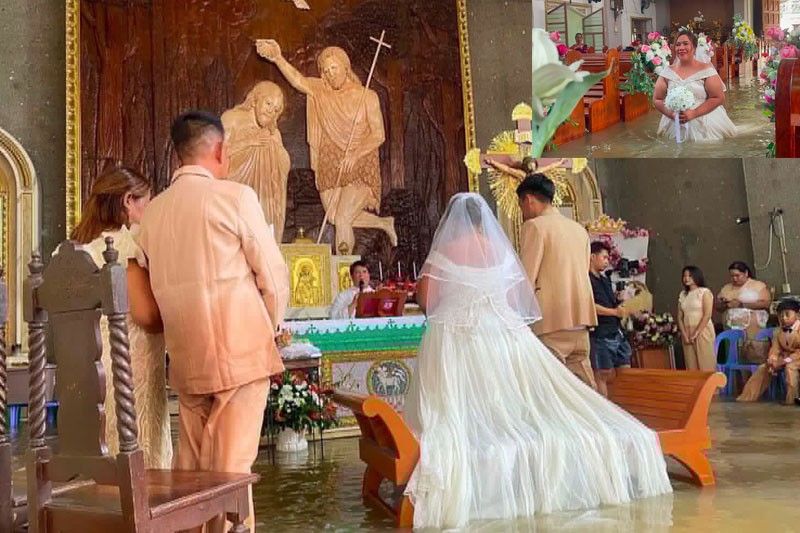 Groom at bride nag-‘I do’sa gitna ng baha sa Bulacan