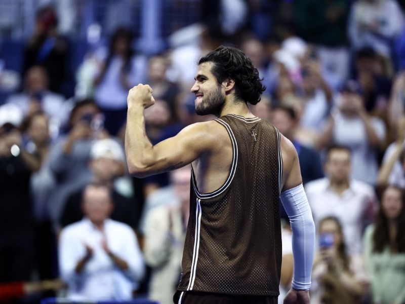 Alcaraz overpowers Faria to reach US Open third round