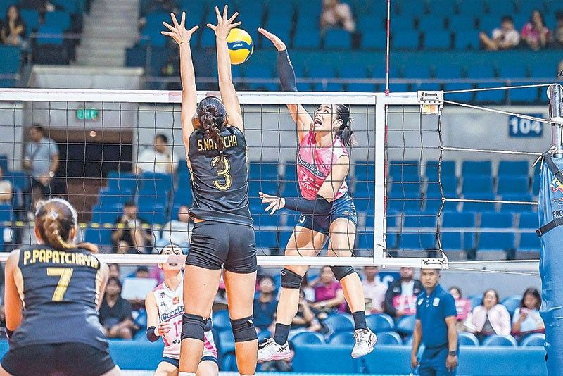 Creamline, Est Cola eye finals showdown