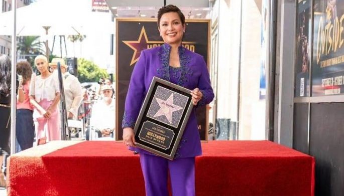&lsquo;This is surreal&rsquo; &ndash; Lea sa kanyang star sa Hollywood Walk of Fame