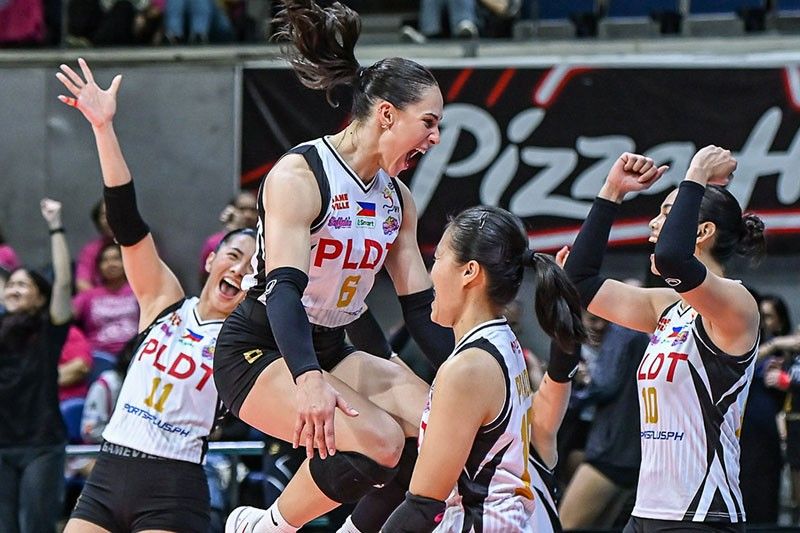 PLDT hinatid ni Savi sa 3rd place