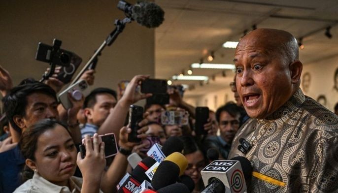 Jonvic: &lsquo;Powerful&rsquo; people coddling Bato