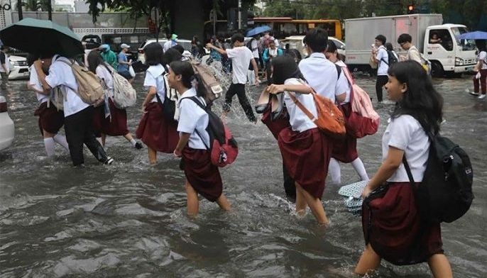 Ilang LGU sa Luzon nagsuspinde ng klase