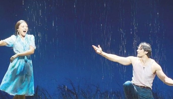 The Notebook&rsquo; cast gives Manila production its heartbeat