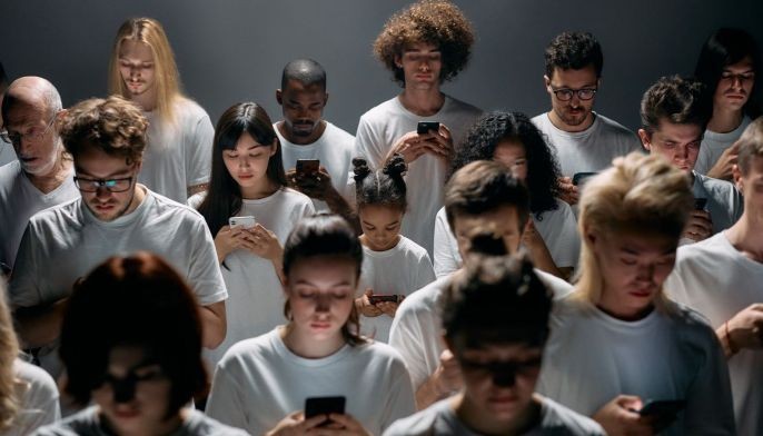 Amusing or addictive? The algorithms powering our social feeds