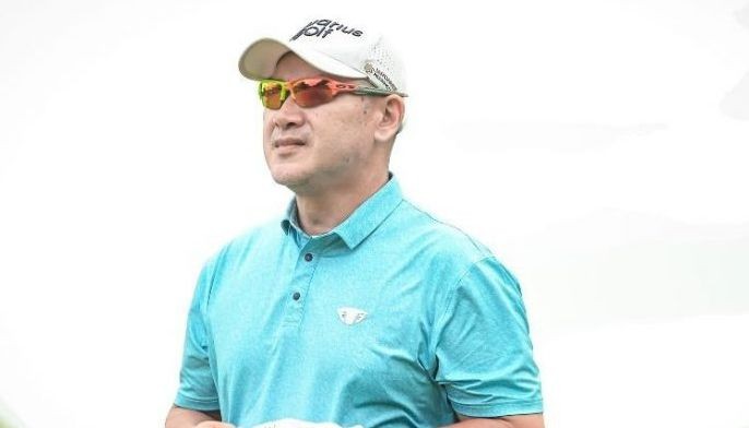 Composed Que breaks away with second-round lead at Summit Point
