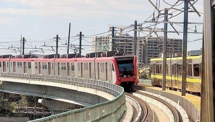 LRTA clears right-of-way for Las Pi&ntilde;as station