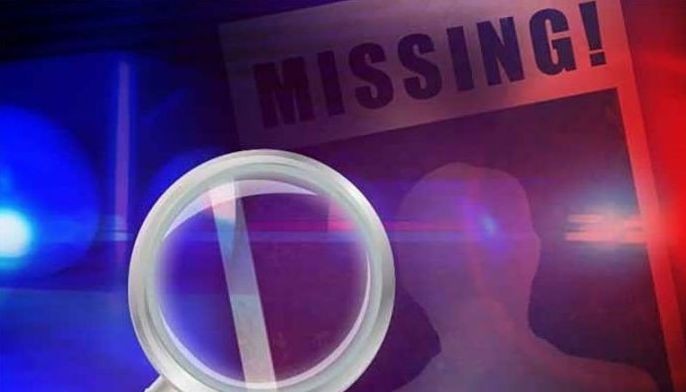 3 missing, 10 rescued in river boat sinking