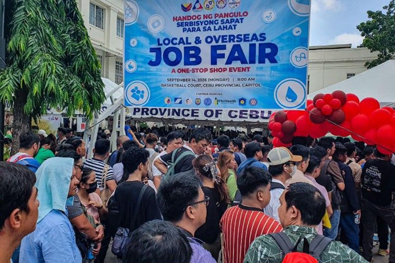 At the capitol: âHandog ng Panguloâ caravan benefits over 7,000 Cebuanos