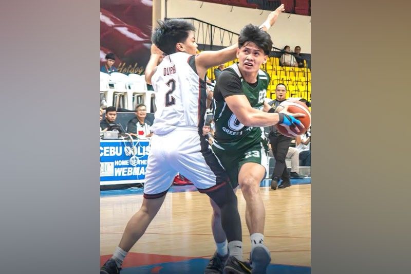 UV Lancers barge into win column with 29-point blowout of UP Cebu