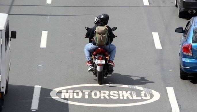 Cop sacked for driving motorcycle with no license plate