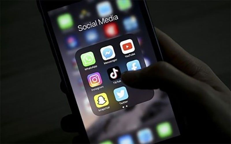 DICT wants socmed sites to get congress franchise