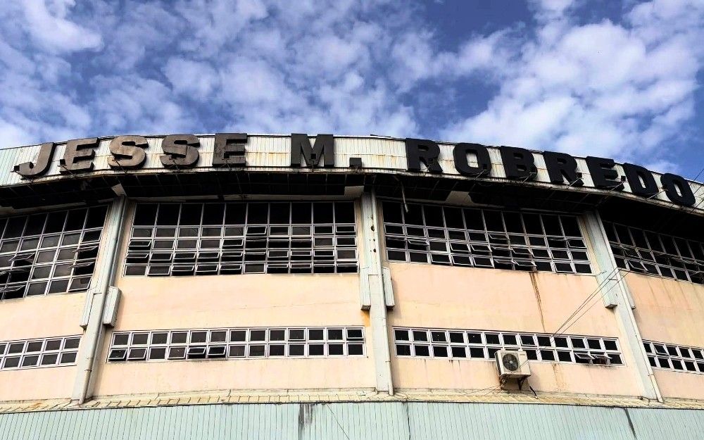 Was Naga's P500-M coliseum fund political? Robredo lays out timeline