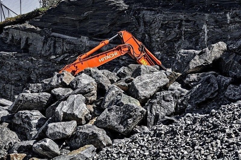 Miners condemn violence against environmentalists