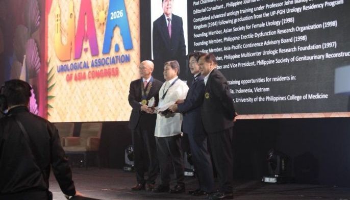 Manila Doctors Hospital urologist Dr. Eduardo Gatchalian honored by Urological Association of Asia