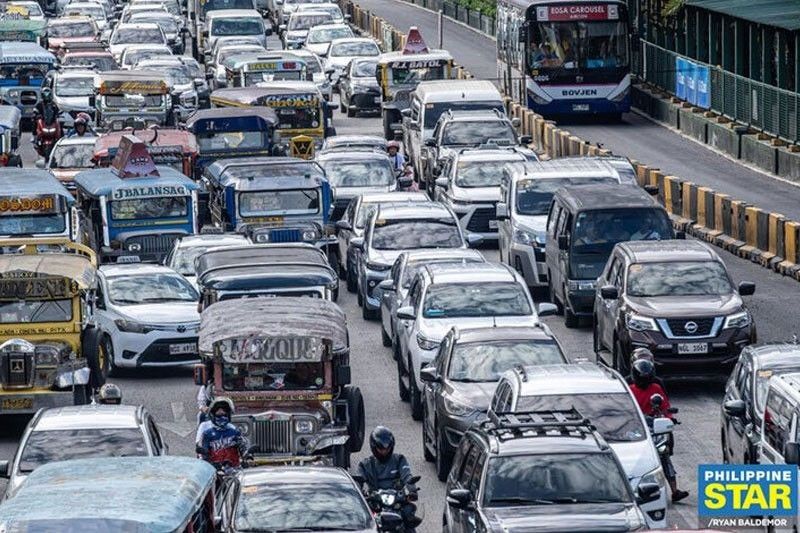 DOTr lifts suspension of PUV fare hike