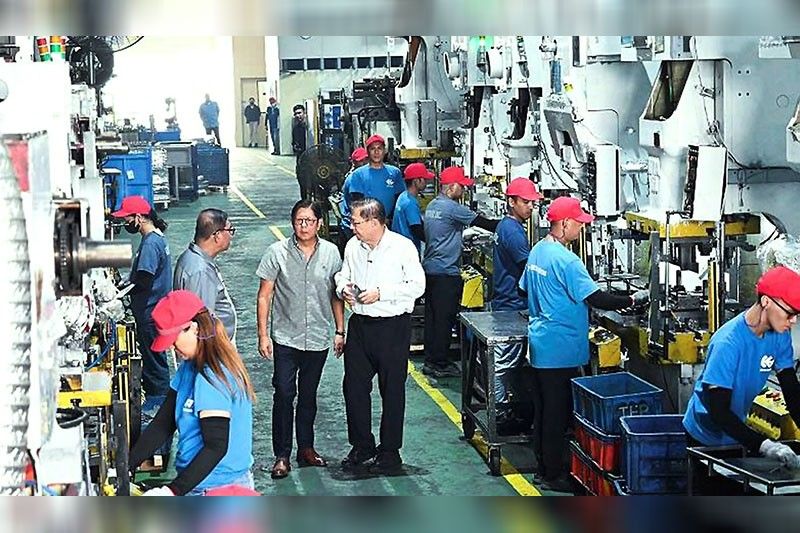 Marcos vows more assistance to MSMEs