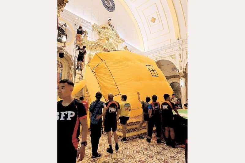 Lalaking may kutsilyo, tinopak umakyat sa altar ng Cathedral