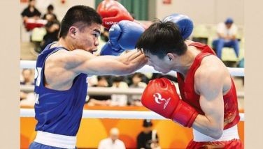 Carlo susuntok sa quarters; Petecio sibak