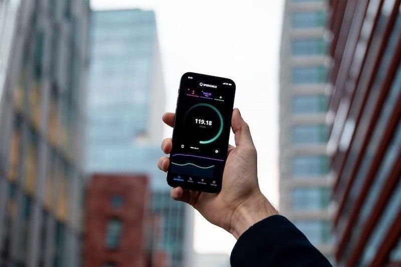 ‘3 in 5 Pinoys want 5G service all the time’