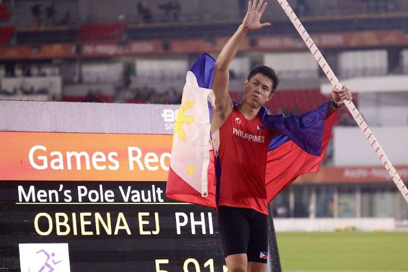 EJ Obiena keeps reign as pole vault king with new Asian Games record