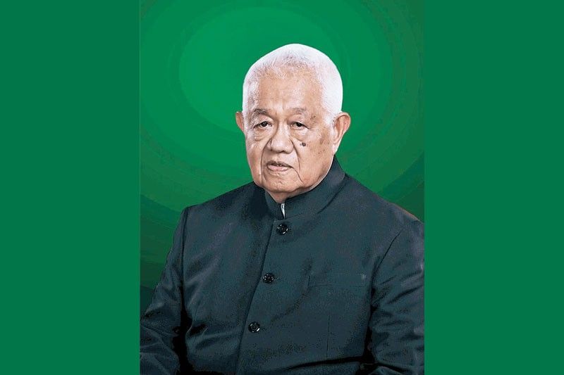 Cesar Virata, FM’s finance chief, 95