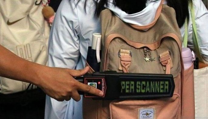 600 metal detectors for public schools: Capitol beefs up security