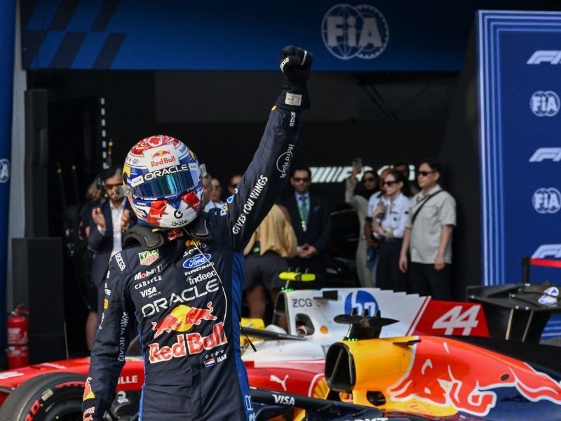 Red Bull's Verstappen grabs pole position for Bahrain GP