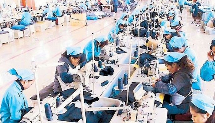Factory output growth accelerates in August