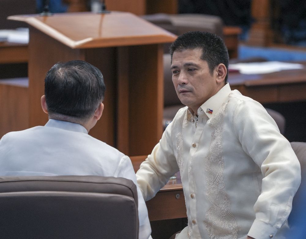 Go, Padilla ask SC: Void lower impeach vote to convict
