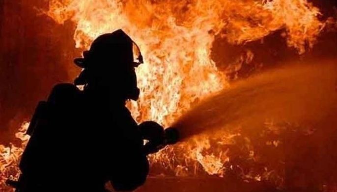 Woman hurt in fire