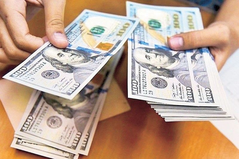 Hot money swings to 315 million dollar outflow in August