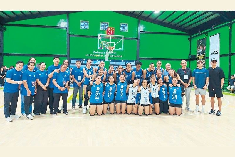 Thompson, Thunderbelles wow AcroCity crowd