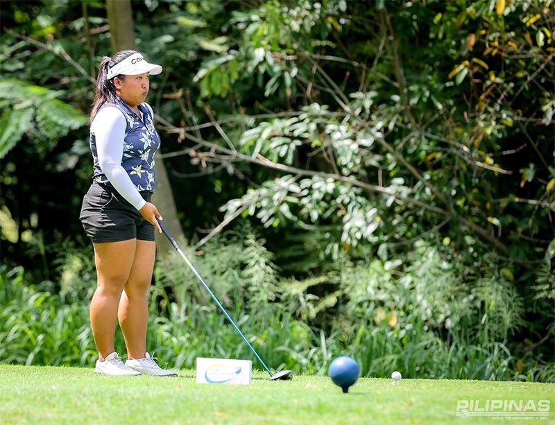 Bisera sets pace with fiery opening round