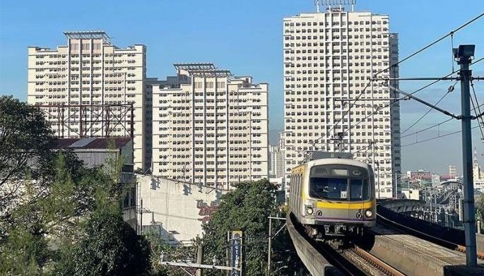 Special bus routes eyed amid limited LRT-2 trains