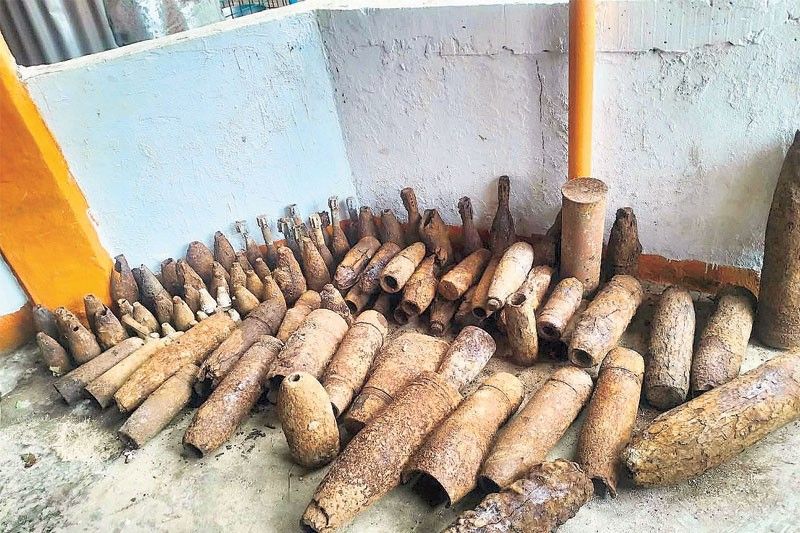Vintage bombs found at Sulu junk shop