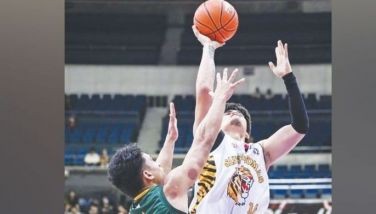 UST pinigil ratsada ng FEU