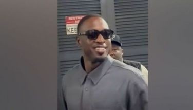 NBA star Dwyane Wade dinumog sa Manila