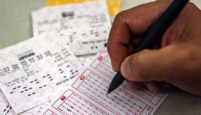 Naga bettor wins P115.99 million lotto pot