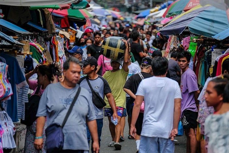 Survey: Dissatisfaction with government deepens